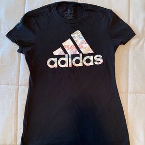 Adidas t-shirt